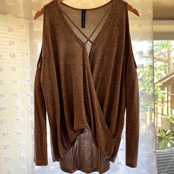 Lord & Taylor Criss Cross Sweater - Picture 1 of 6